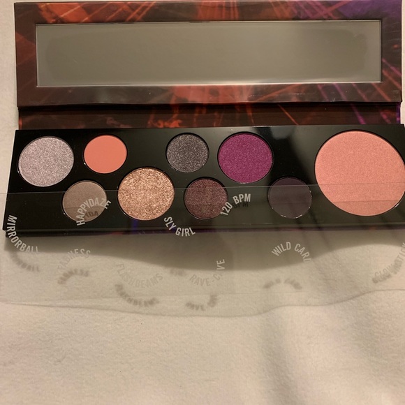 Girls Raver Girls Eyeshadow& Highlighter Palette - Picture 6 of 7